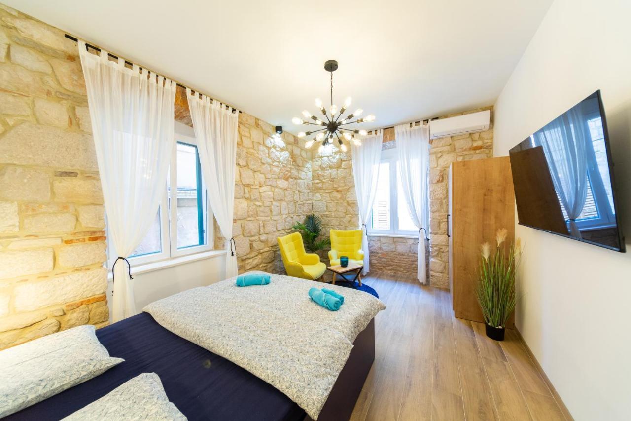 Apartman Kolura Vis Exterior photo